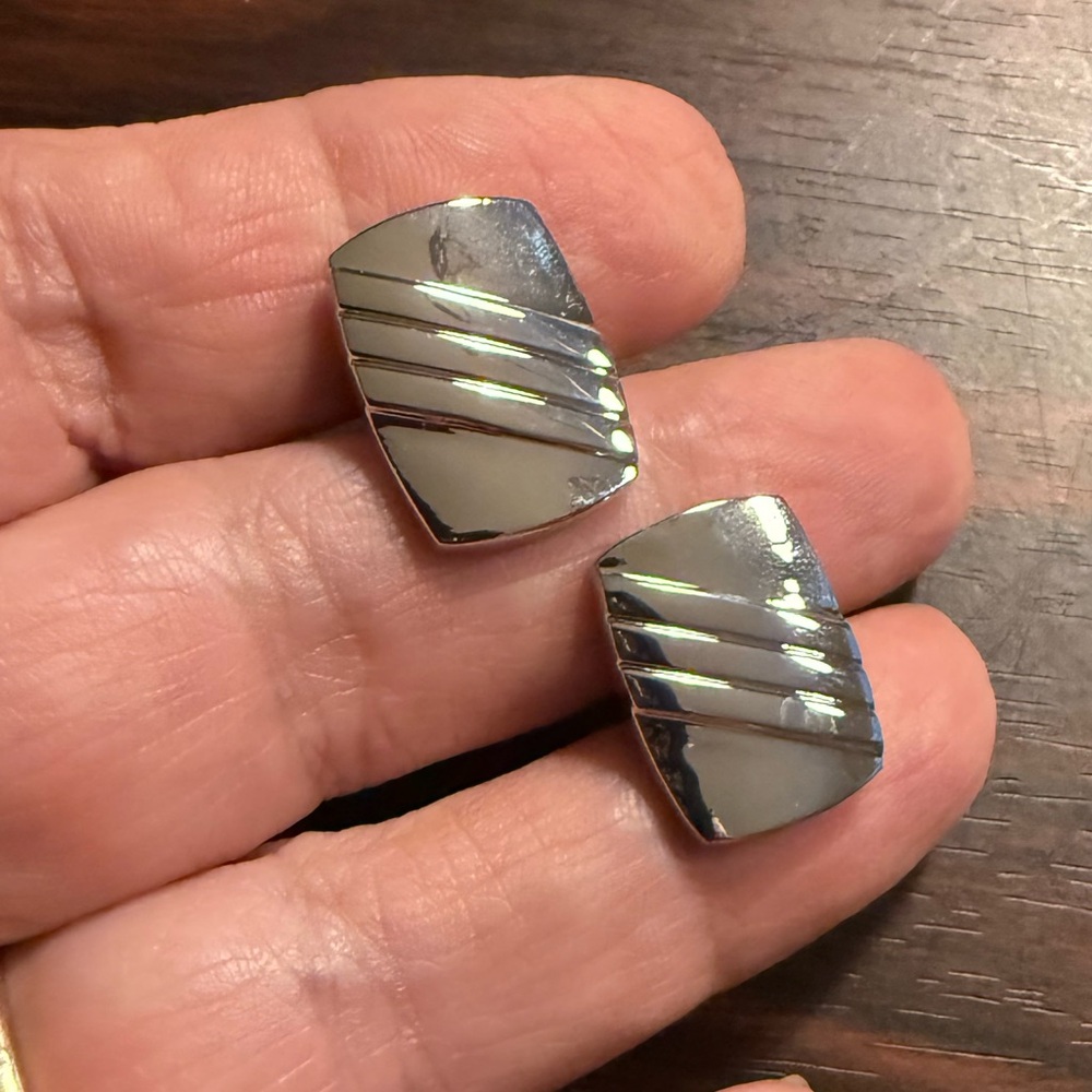 Men’s Store At Bloomingdale’s Classic Silvertone Cuff Links Ribbed Rectangle New